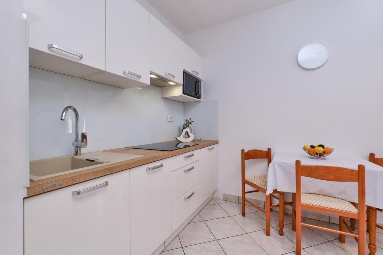 Apartment Budinic Mali Lošinj Esterno foto