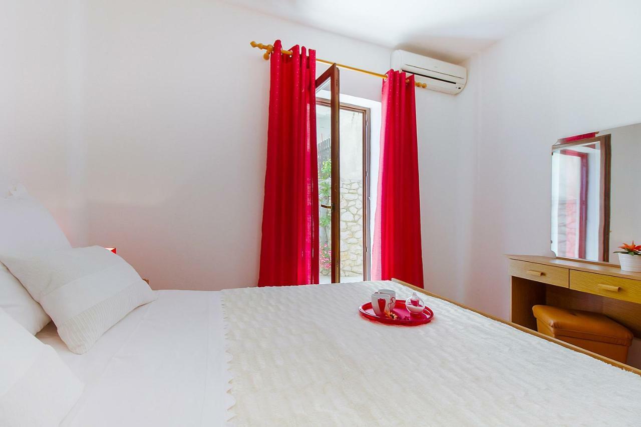 Apartment Budinic Mali Lošinj Esterno foto
