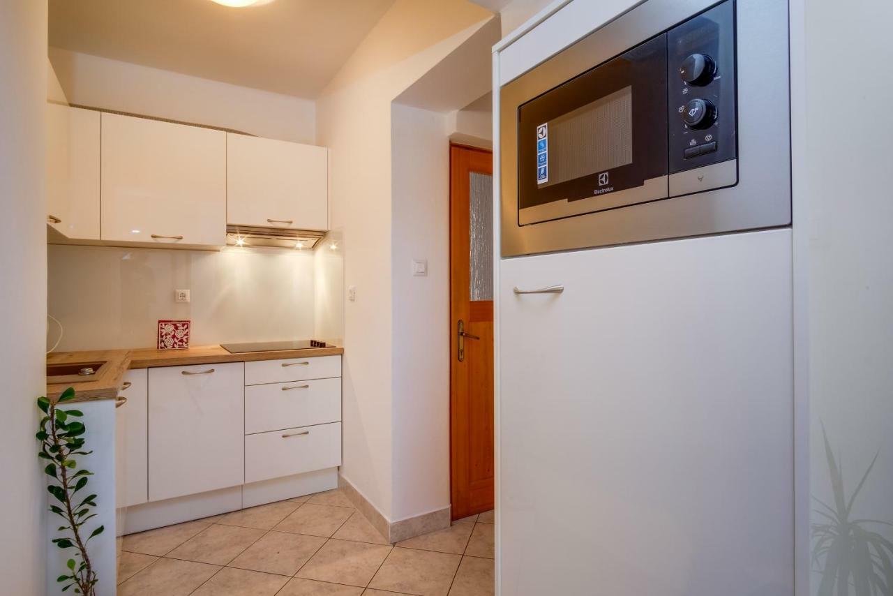 Apartment Budinic Mali Lošinj Esterno foto